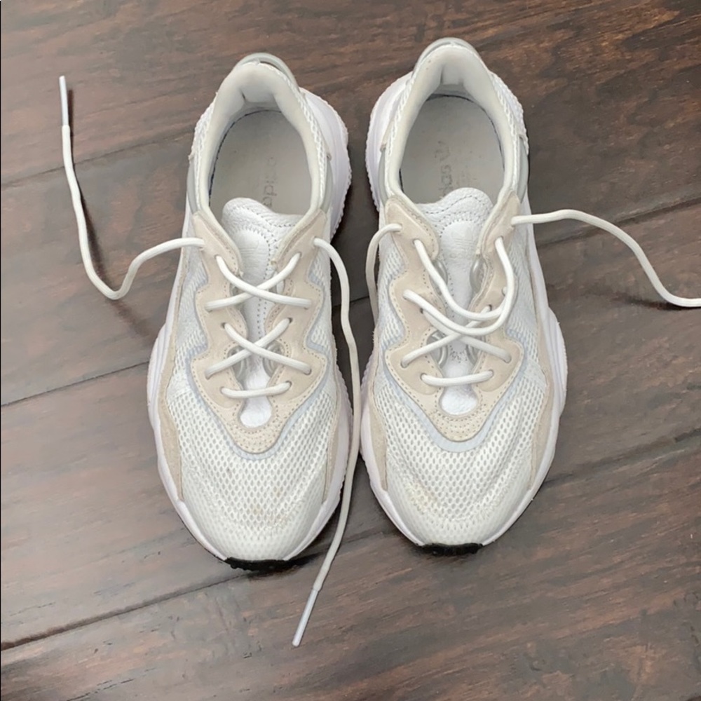 Sneaker